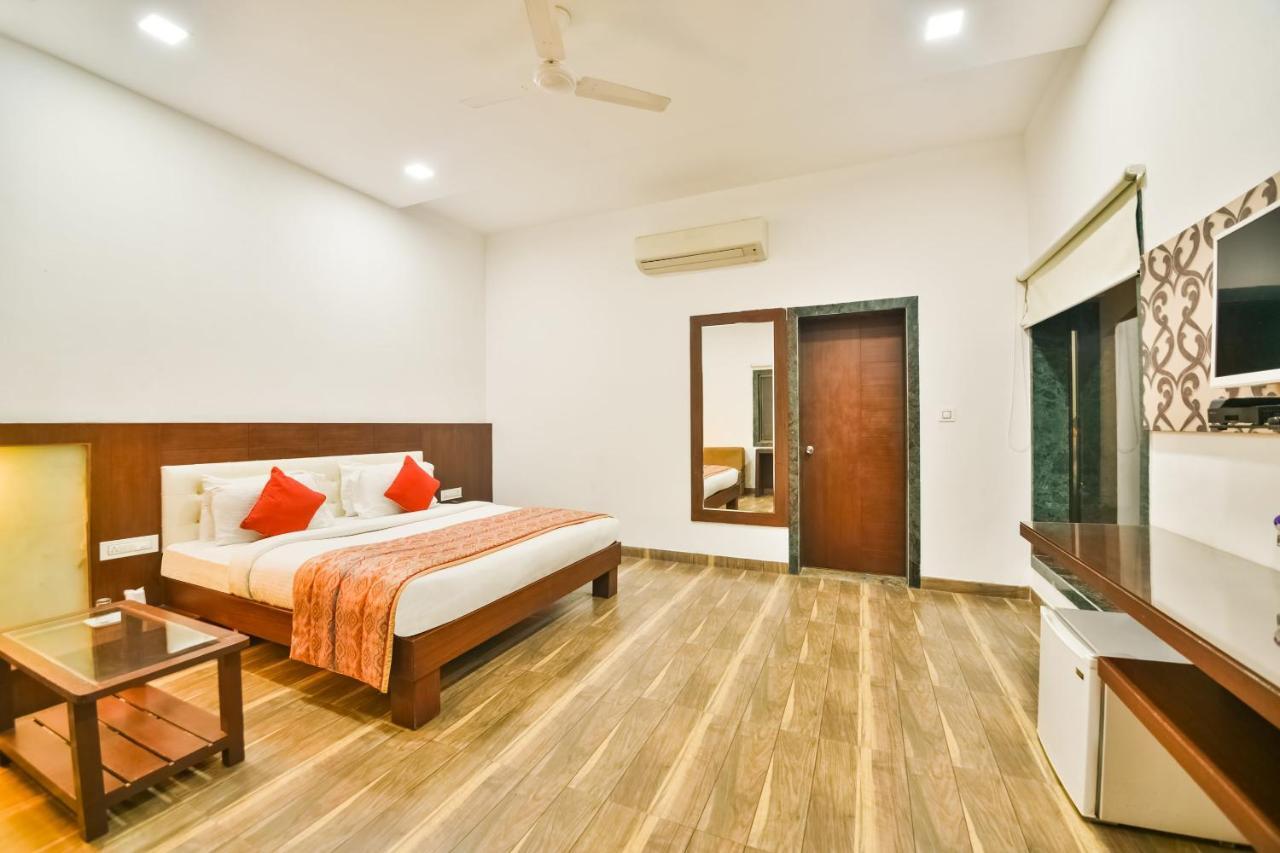Palette - The Elegance Resort Chittorgarh Exterior photo