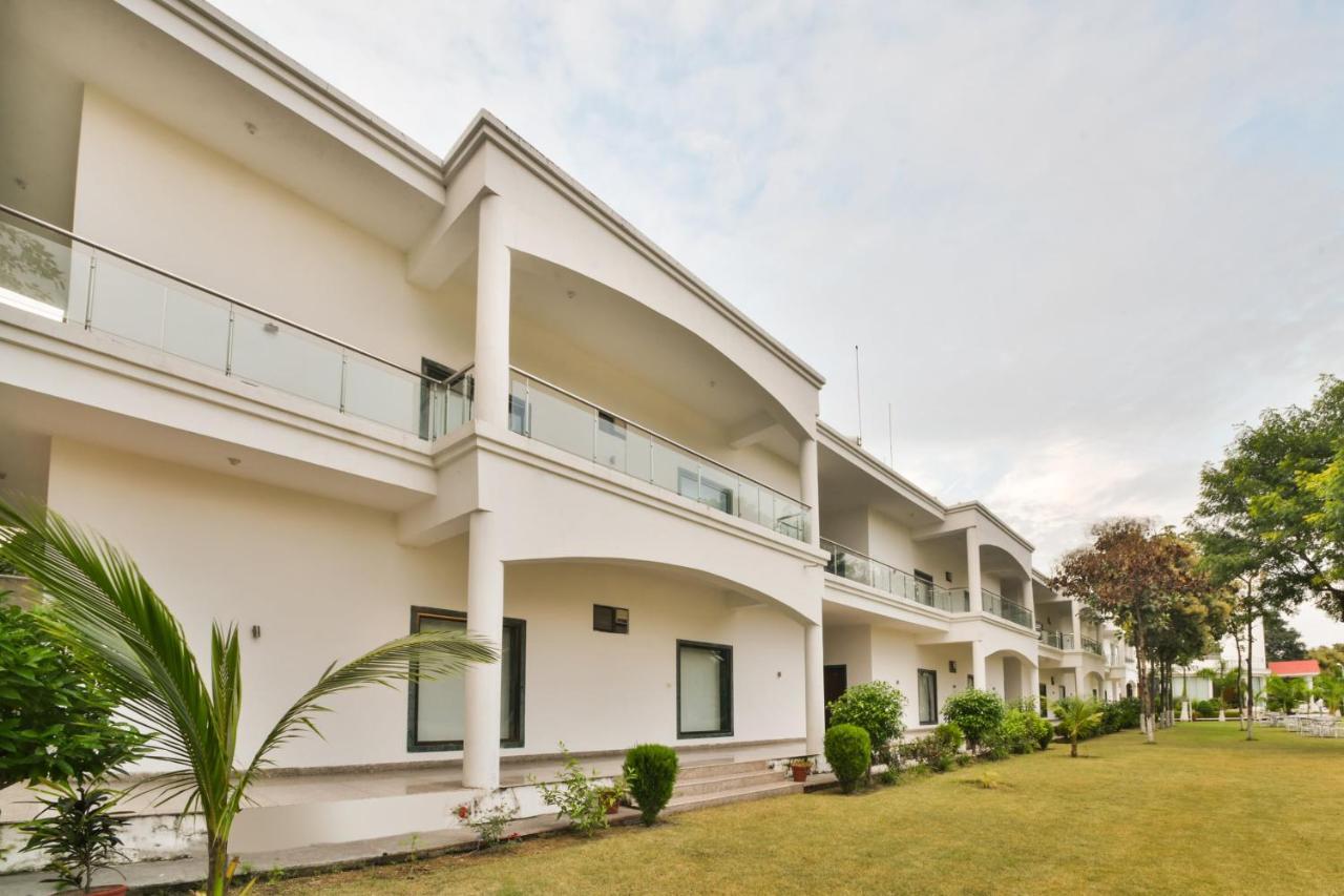 Palette - The Elegance Resort Chittorgarh Exterior photo