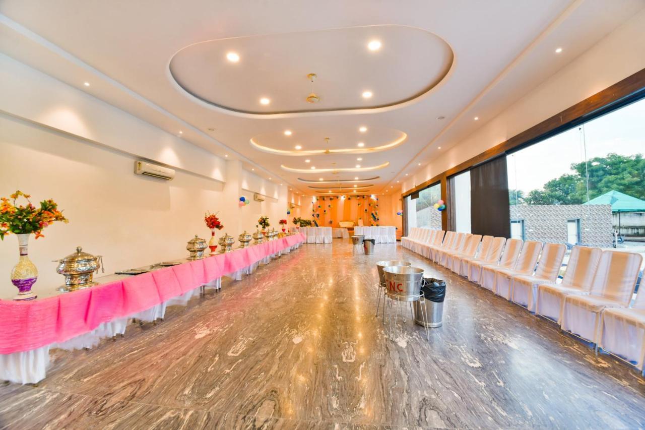 Palette - The Elegance Resort Chittorgarh Exterior photo