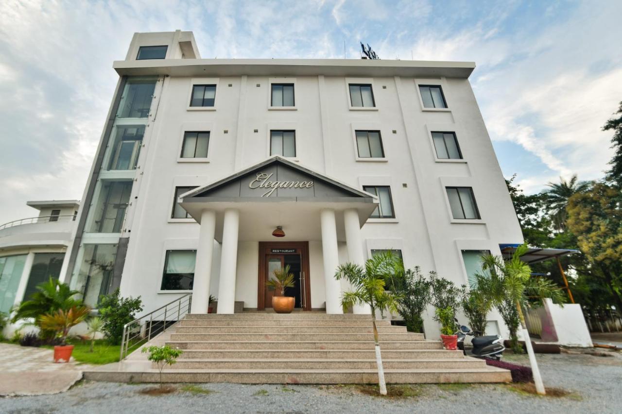 Palette - The Elegance Resort Chittorgarh Exterior photo